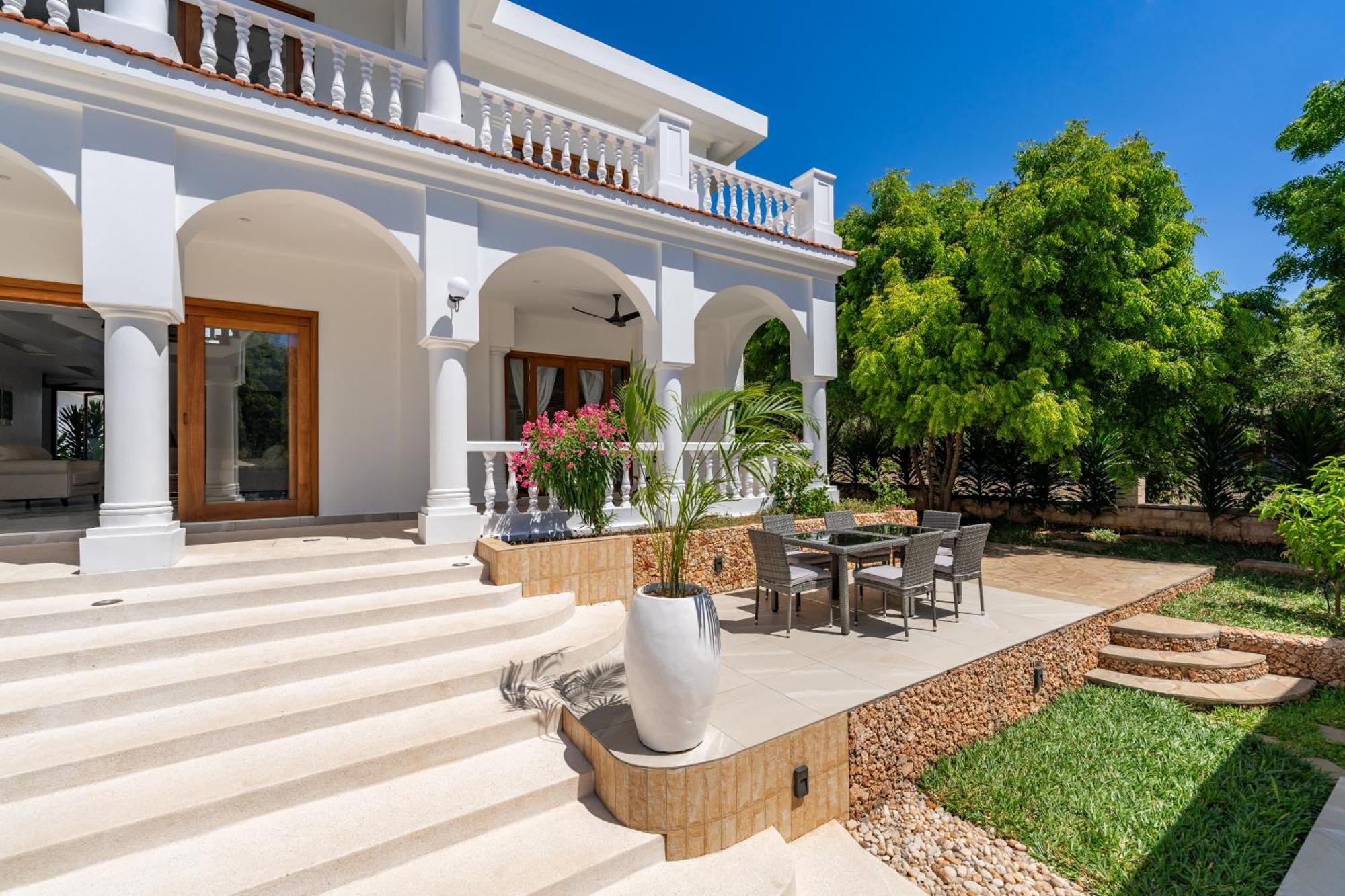 Villa Branca Diani Boutique Luxury & Personalized Service Диани Бийч Екстериор снимка